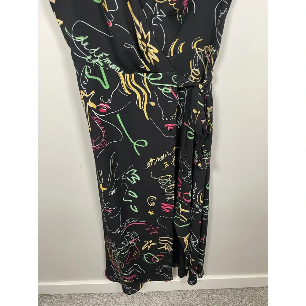 Aritzia Babaton Wallace Split Wrap Midi Dress in Doodle Print Size Small - Picture 4 of 12
